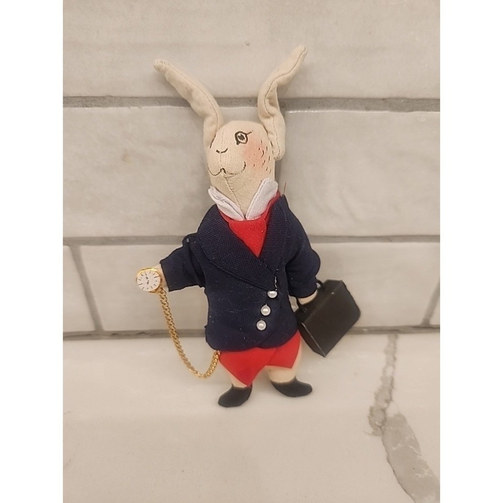 Gladys Bloat Style Rabbit With Briefcase And Watch Alice In Wonderland Ornament